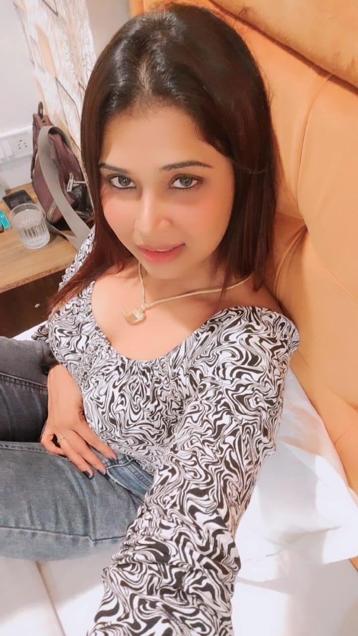 Karol Bagh Independent Escorts - Call Girls Service |8826564449