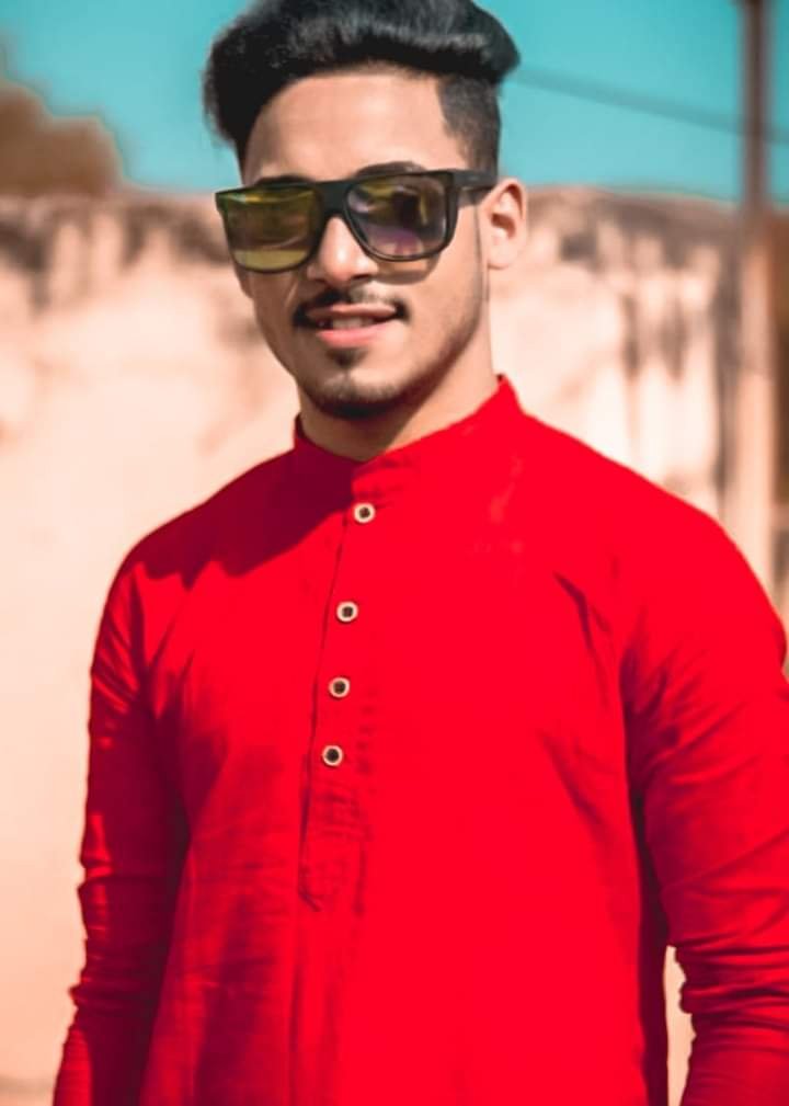 Male body massage and satisfaction service provide only men