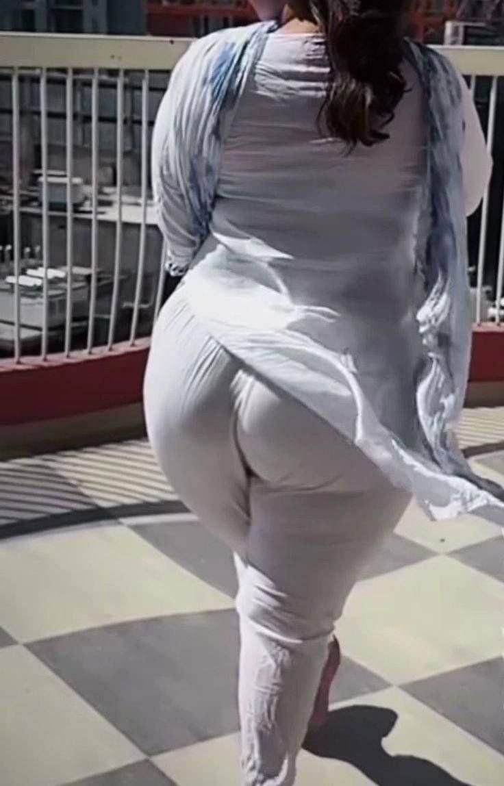 Call Girls Gurgaon |9958626694| Gurgaon Female Escort DLF Sector 5,