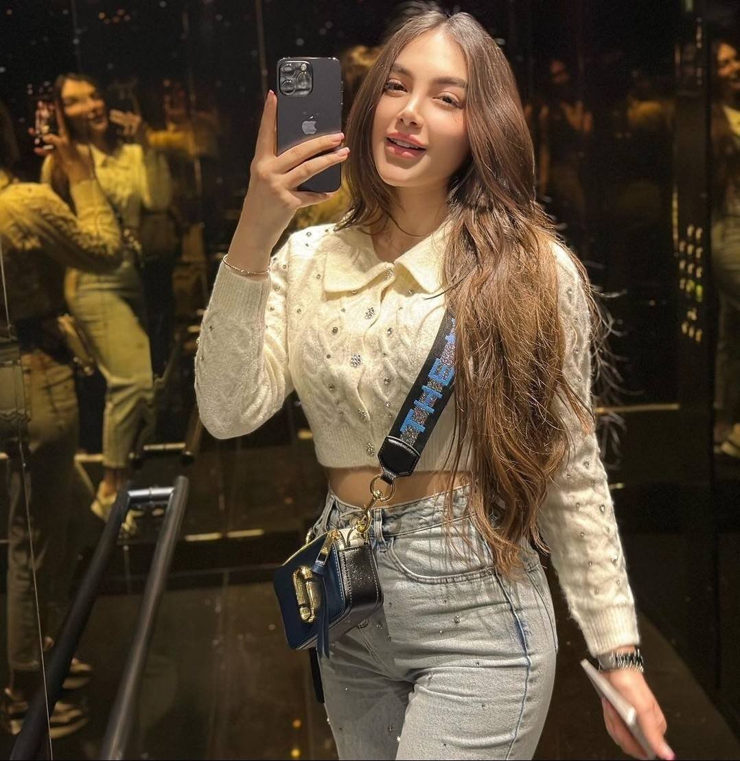 Karol Bagh Call girls In Delhi – 8448380779 Call girl Delhi NCr.