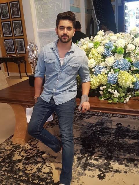 Independent boy available in allahabad