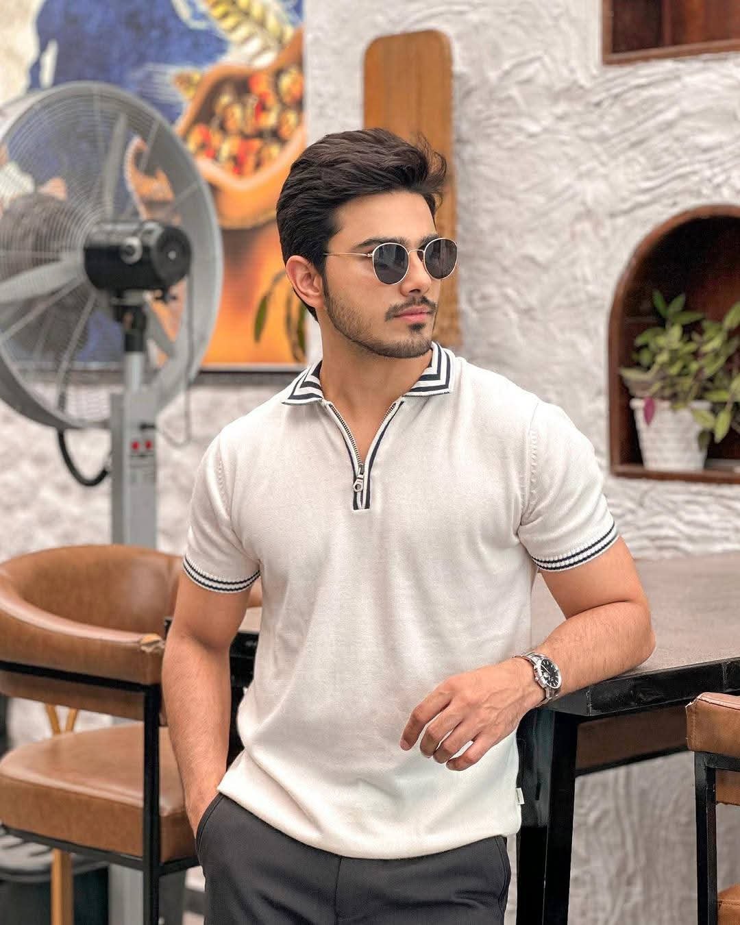 Hey ladies. Full body massage service available in allahabad